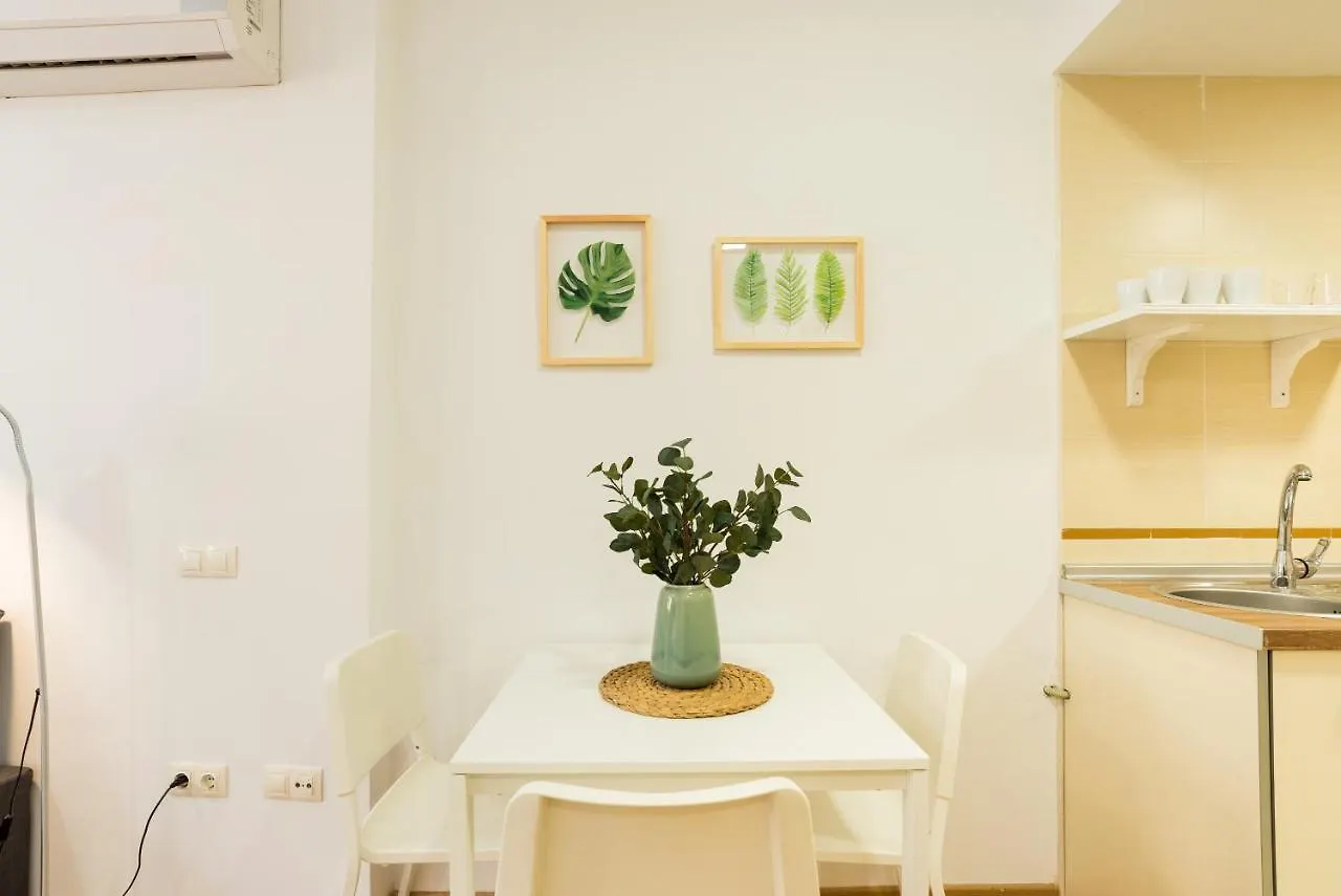 Mitjana By Ele Apartments Málaga